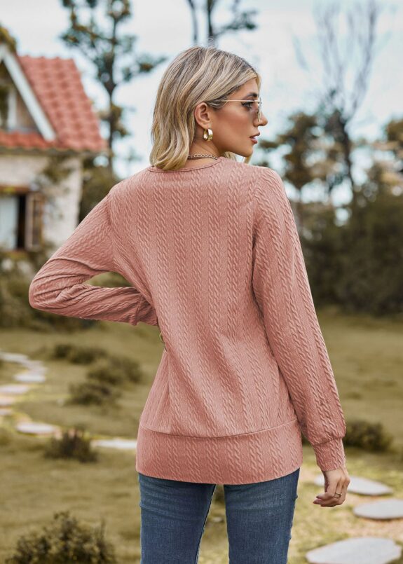 Chic Pullover for Casual Days