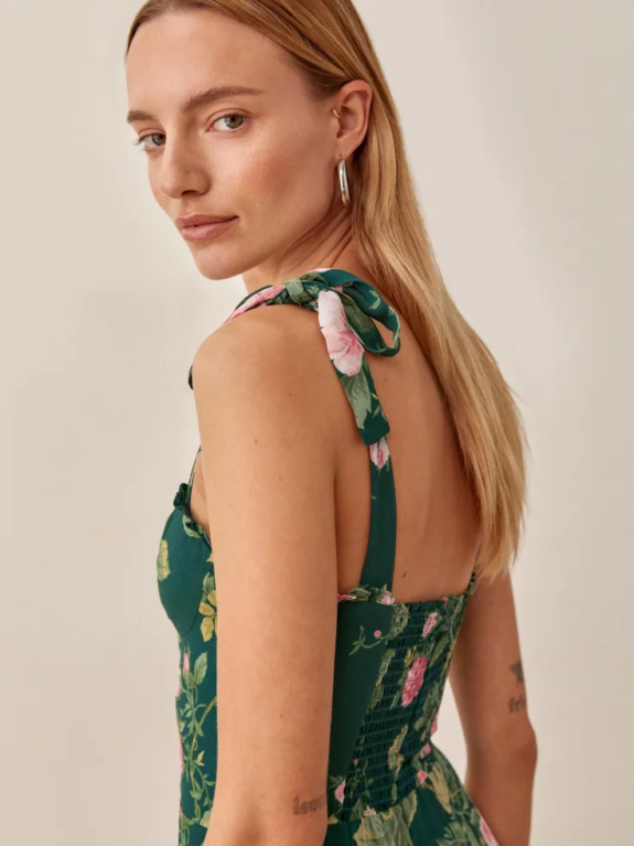 Dámské boho šaty s volánky