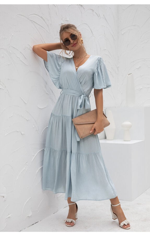Flowy Boho kleita siltām dienām