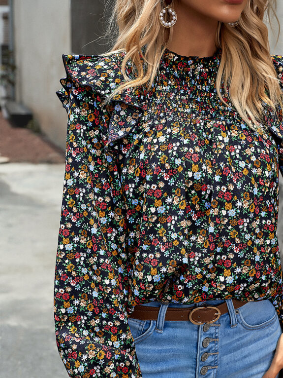 Trendy rozcuchaný design halenky Boho