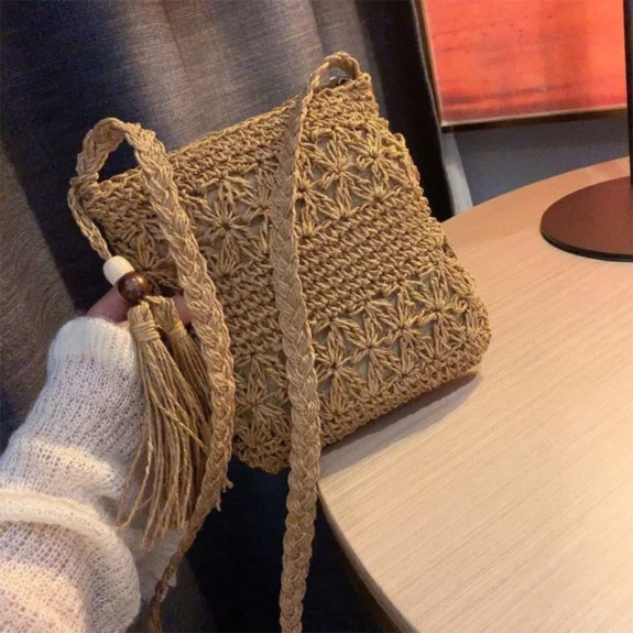 Trendy Hollow Out Beach Bag