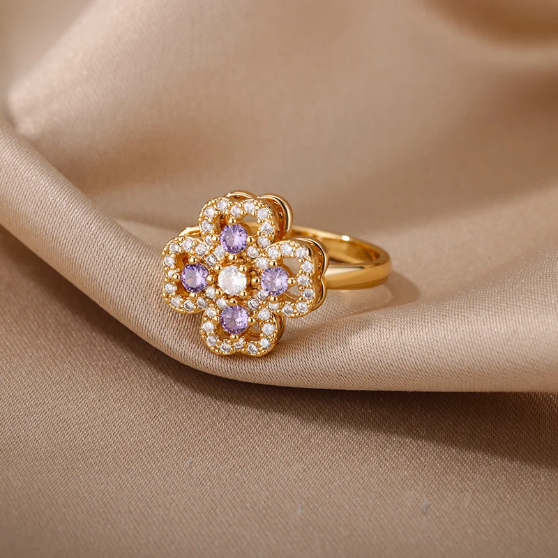 vintage Lucky Four Leaf Clover