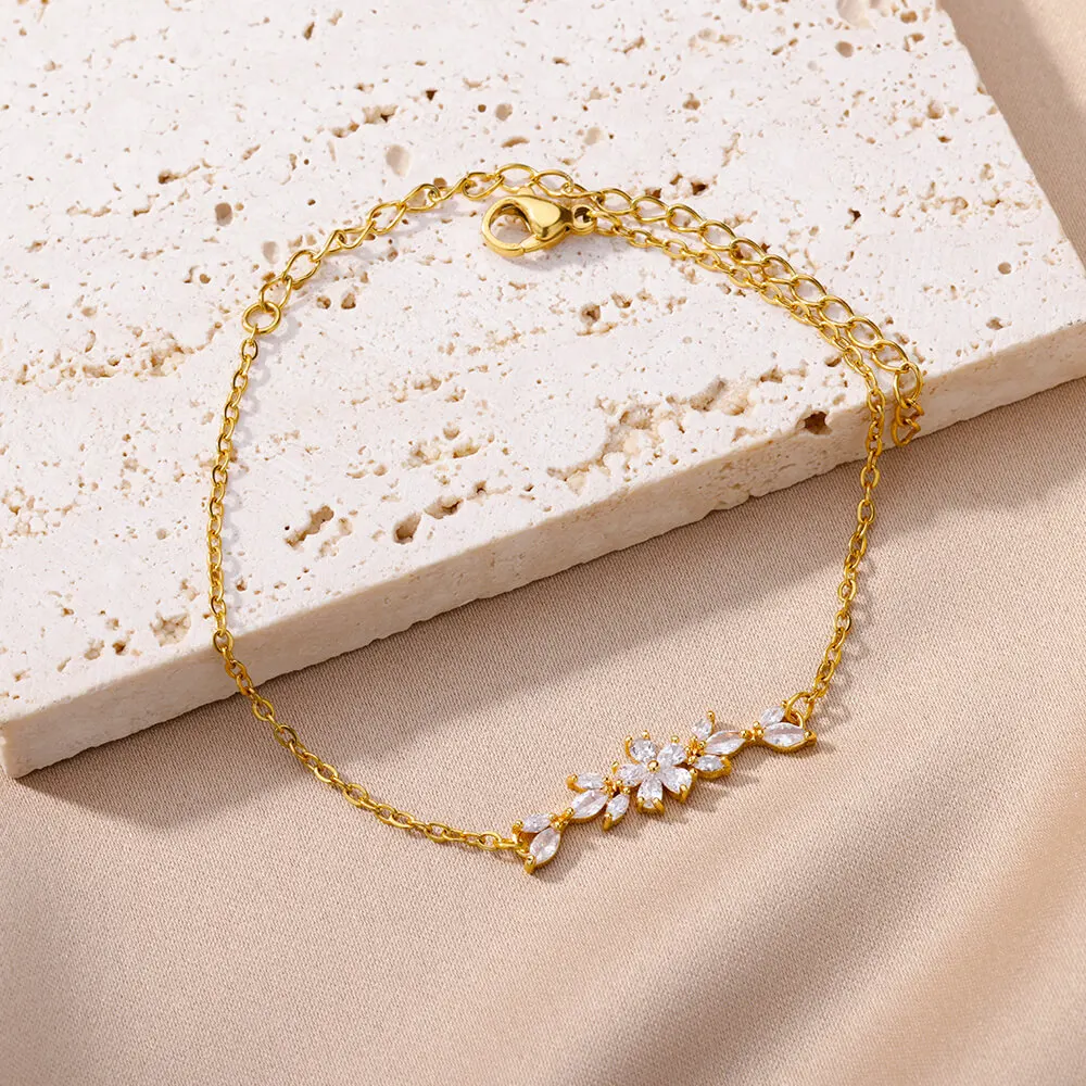 Elegant Gold gypsy Flower Bracelet