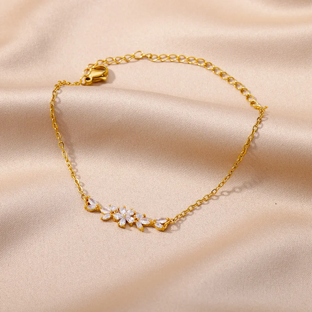 Elegant Gold vintage Flower Bracelet